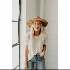 Carly Jean Los Angeles “Jane” Classic Tee Ivory